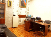 İcarəyə verilir 3 otaqlı 130 m2 ofis Həzi Aslanov m.
