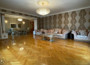 Satılır 5 otaqlı 202 m2 yeni tikili Türkiyə səfirliyi
