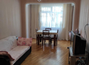 İcarəyə verilir 2 otaqlı 60 m2 köhnə tikili İnşaatçılar m.