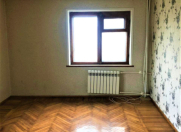 Satılır 2 otaqlı 60 m2 köhnə tikili Neftçilər m.