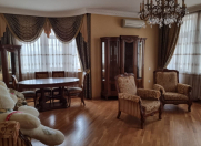 İcarəyə verilir 3 otaqlı 160 m2 yeni tikili Gənclik m.