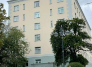 Satılır 2 otaqlı 75 m2 köhnə tikili Dövlət Statistika Komitəsi