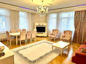 İcarəyə verilir 3 otaqlı 135 m2 yeni tikili 28 May m.