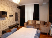 İcarəyə verilir 3 otaqlı 130 m2 yeni tikili ABŞ səfirliyi