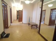 İcarəyə verilir 2 otaqlı 100 m2 yeni tikili Nizami m.