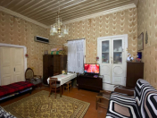 Satılır 2 otaqlı 50 m2 köhnə tikili MUM