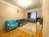 Satılır 3 otaqlı 90 m2 köhnə tikili Əhmədli m.