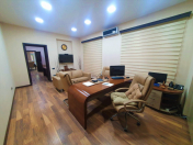 İcarəyə verilir 3 otaqlı 120 m2 ofis Nəsimi r.