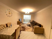Satılır 3 otaqlı 65 m2 köhnə tikili İnşaatçılar m.