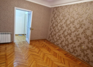 İcarəyə verilir 3 otaqlı 60 m2 köhnə tikili Azadlıq prospekti m.