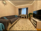 Satılır 3 otaqlı 75 m2 köhnə tikili Neapol dairəsi