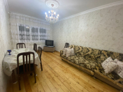 İcarəyə verilir 2 otaqlı 70 m2 köhnə tikili Əhmədli m.