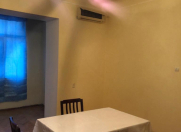 İcarəyə verilir 2 otaqlı 60 m2 köhnə tikili Nəsimi r.