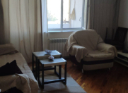 İcarəyə verilir 2 otaqlı 60 m2 köhnə tikili Şah İsmayıl Xətai m.