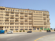 İcarəyə verilir 3 otaqlı 250 m2 ofis Xətai r.