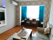 Satılır 3 otaqlı 90 m2 köhnə tikili Zərifə Əliyeva adına park