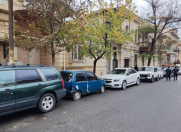 İcarəyə verilir 3 otaqlı 90 m2 köhnə tikili Nizami m.