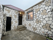 Satılır 3 otaqlı 80 m2 həyət evi Ramana