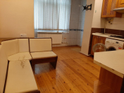 İcarəyə verilir 2 otaqlı 85 m2 köhnə tikili Suraxanı r.