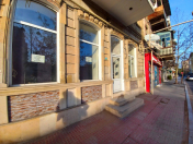 İcarəyə verilir 2 otaqlı 100 m2 obyekt 28 May m.