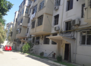 Satılır 2 otaqlı 58 m2 köhnə tikili Memar Əcəmi m.