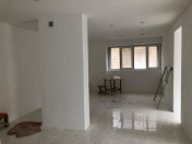 İcarəyə verilir 1 otaqlı 130 m2 obyekt Şah İsmayıl Xətai m.