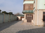 İcarəyə verilir 14 otaqlı 960 m2 obyekt Nizami r.