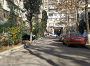 Satılır 3 otaqlı 80 m2 köhnə tikili 9 mkr