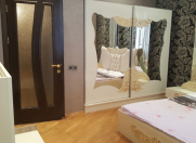 İcarəyə verilir 3 otaqlı 120 m2 yeni tikili Elmlər Akademiyası m.