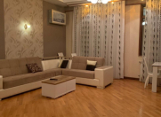 İcarəyə verilir 3 otaqlı 140 m2 yeni tikili Nizami m.