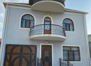 Satılır 4 otaqlı 300 m2 həyət evi Ramana