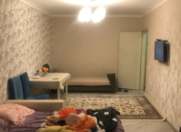 Satılır 1 otaqlı 45 m2 köhnə tikili Neftçilər m.