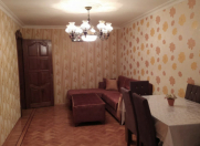 İcarəyə verilir 3 otaqlı 110 m2 köhnə tikili Sahil m.