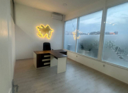 İcarəyə verilir 1 otaqlı 20 m2 ofis 28 May m.