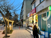 Satılır 1 otaqlı 110 m2 obyekt Qara Qarayev m.