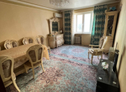 Satılır 2 otaqlı 50 m2 köhnə tikili Qara Qarayev m.