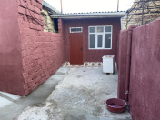 Satılır 4 otaqlı 81 m2 həyət evi Montin