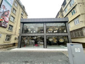 Satılır 2 otaqlı 100 m2 obyekt Şah İsmayıl Xətai m.