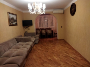 Satılır 3 otaqlı 70 m2 köhnə tikili Qələbə dairəsi