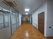 İcarəyə verilir 14 otaqlı 530 m2 ofis Nəsimi r.