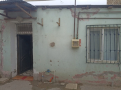 Satılır 2 otaqlı 65 m2 həyət evi Qara Qarayev m.