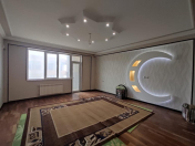 Satılır 3 otaqlı 136 m2 yeni tikili Yeni Yasamal