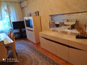 Satılır 5 otaqlı 100 m2 köhnə tikili Qaraçuxur