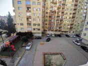 Satılır 3 otaqlı 120 m2 yeni tikili İnşaatçılar m.