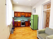 İcarəyə verilir 3 otaqlı 108 m2 köhnə tikili 28 May m.