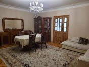 Satılır 4 otaqlı 100 m2 köhnə tikili Nəriman Nərimanov m.