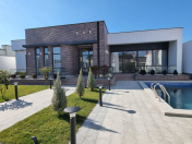 Satılır 4 otaqlı 200 m2 bağ evi Mərdəkan