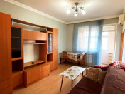 İcarəyə verilir 2 otaqlı 45 m2 köhnə tikili Memar Əcəmi m.