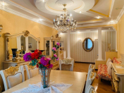 Satılır 4 otaqlı 150 m2 yeni tikili İnşaatçılar m.