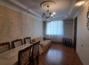 Satılır 3 otaqlı 70 m2 köhnə tikili Qara Qarayev m.